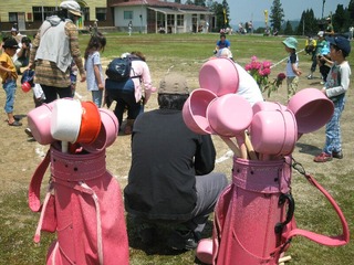 ｺﾞﾙﾌバックにひしゃく？